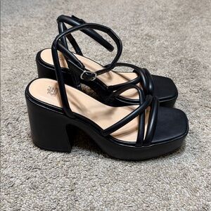 🎉Host Pick🎉 Wild Fable Black Strappy Chunky Heels